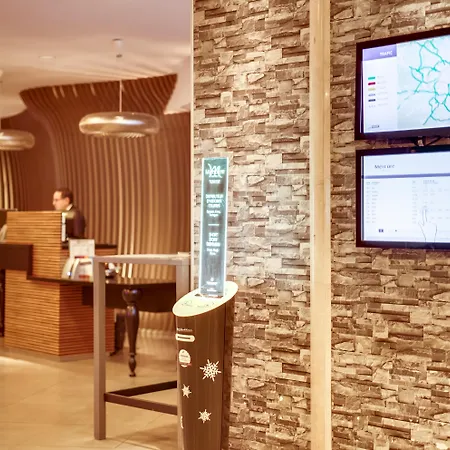 Отель Mercure Paris Cdg Airport & Convention 4*