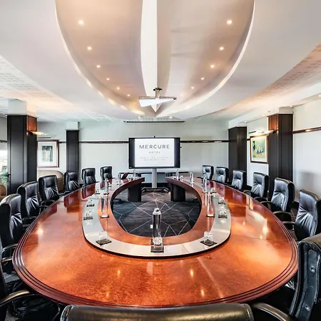 Mercure Paris Cdg Airport & Convention 4*