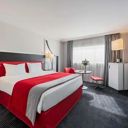 Mercure Paris Cdg Airport & Convention 4*