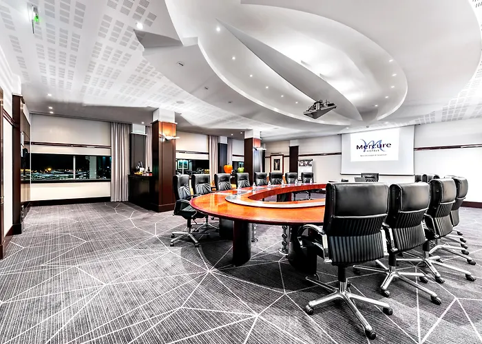 Mercure Paris Cdg Airport & Convention 4* Roissy-en-France