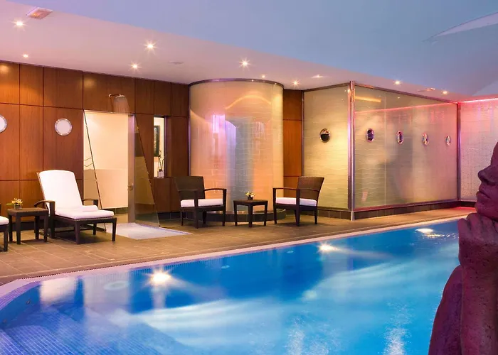 Hotel Mercure Paris Cdg Airport & Convention 4*