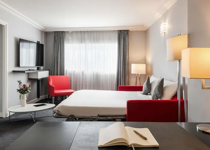 Отель Mercure Paris Cdg Airport & Convention 4*
