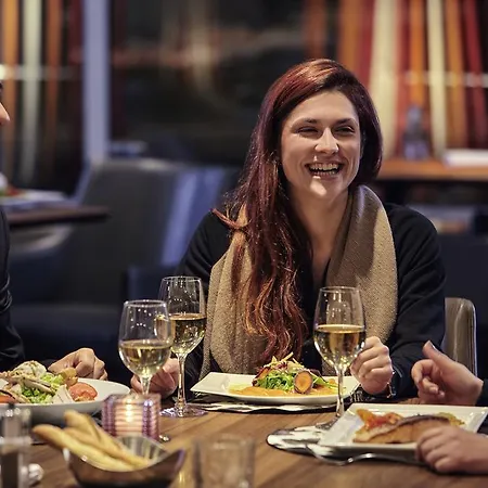 Hotell Mercure Paris Cdg Airport & Convention 4*